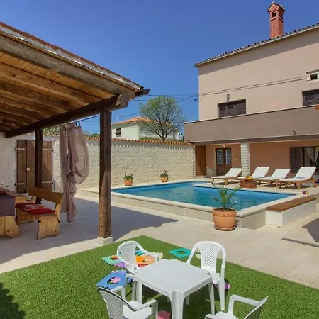 Charming Eleonora With Pool Near Pula וילה *