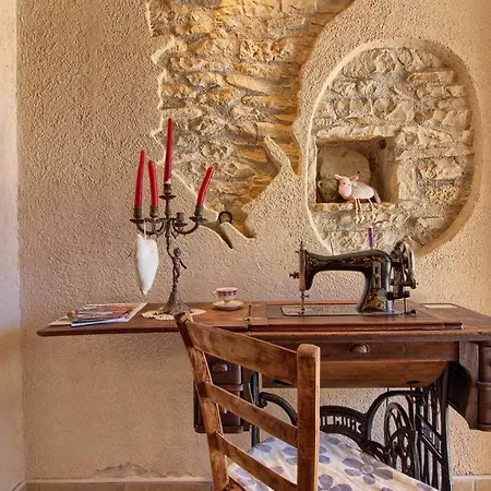 Charming Eleonora With Pool Near Pula Villa *