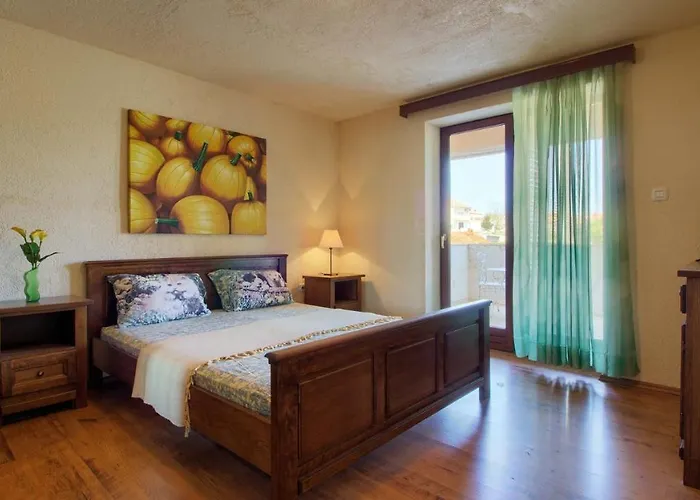 Charming Eleonora With Pool Near Pula Вилла